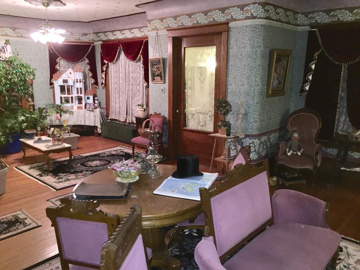 Scarlett House Victorian B & B Джейнсвил Екстериор снимка