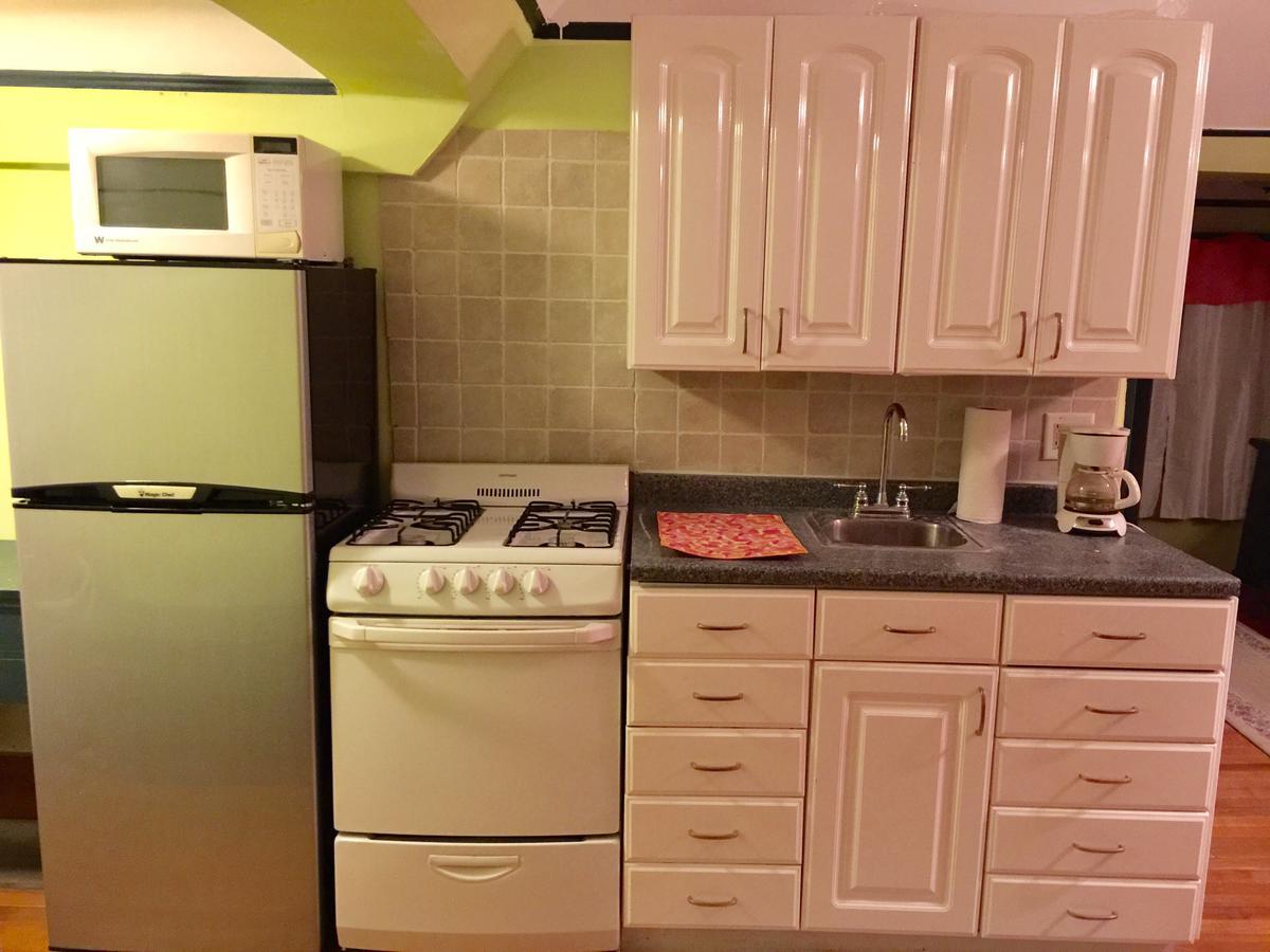 Scarlett House Victorian B & B Джейнсвил Екстериор снимка