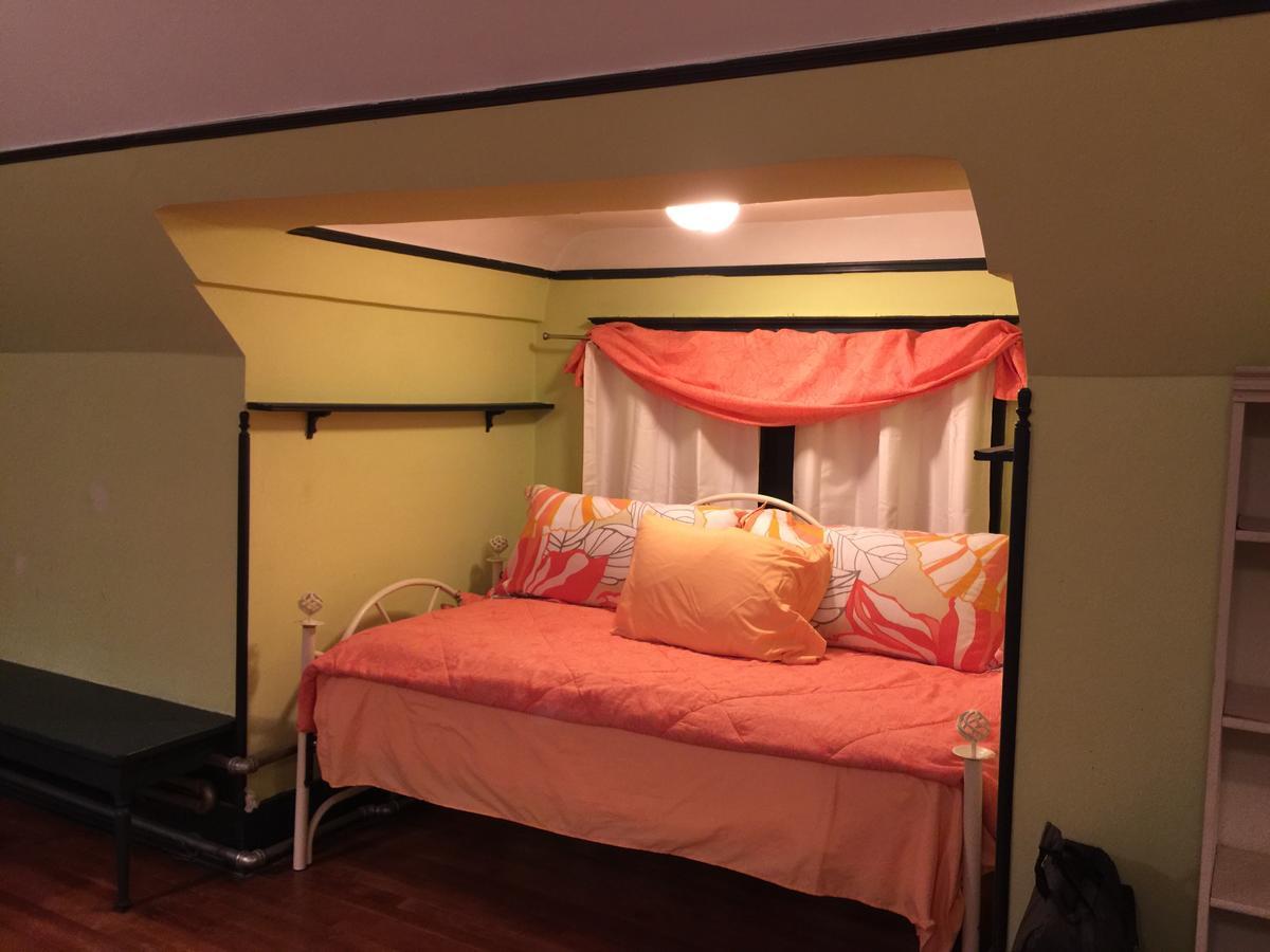 Scarlett House Victorian B & B Джейнсвил Екстериор снимка