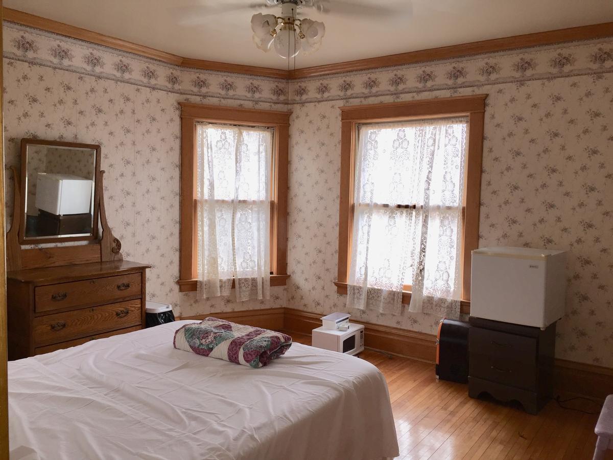 Scarlett House Victorian B & B Джейнсвил Екстериор снимка